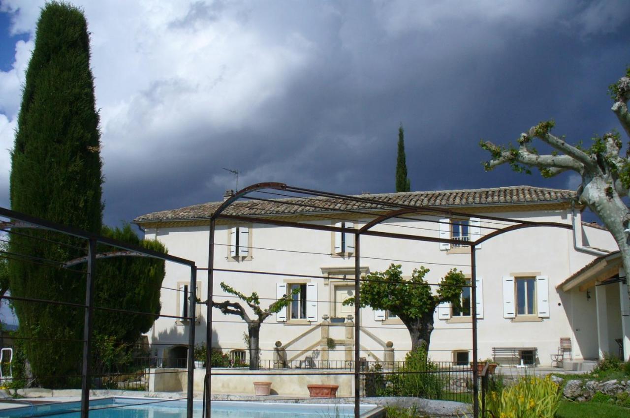 Le Mas Des Sorcieres - Maison D'Hotes Valréas Buitenkant foto